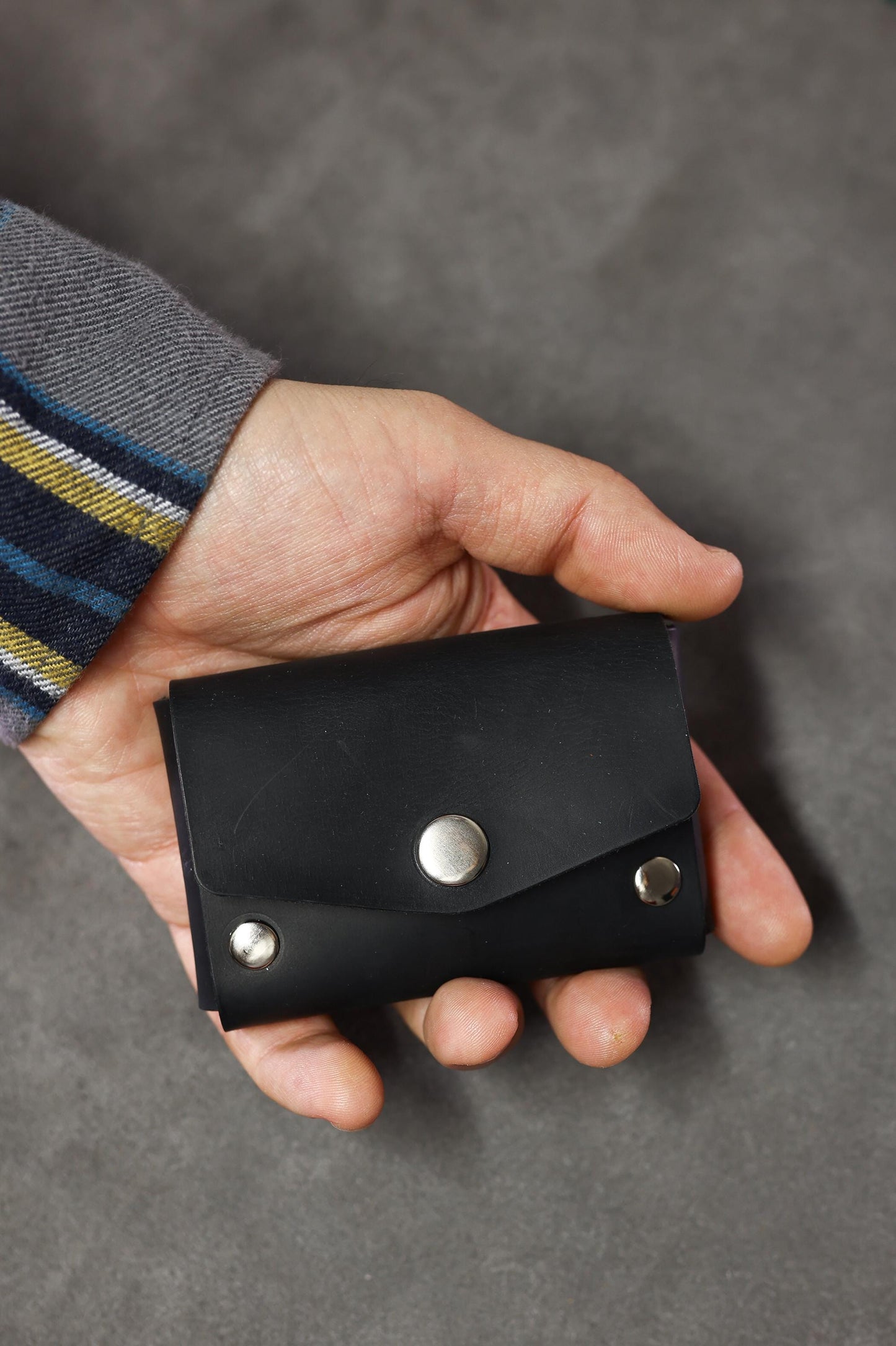 Minimal Kartlık Siyah