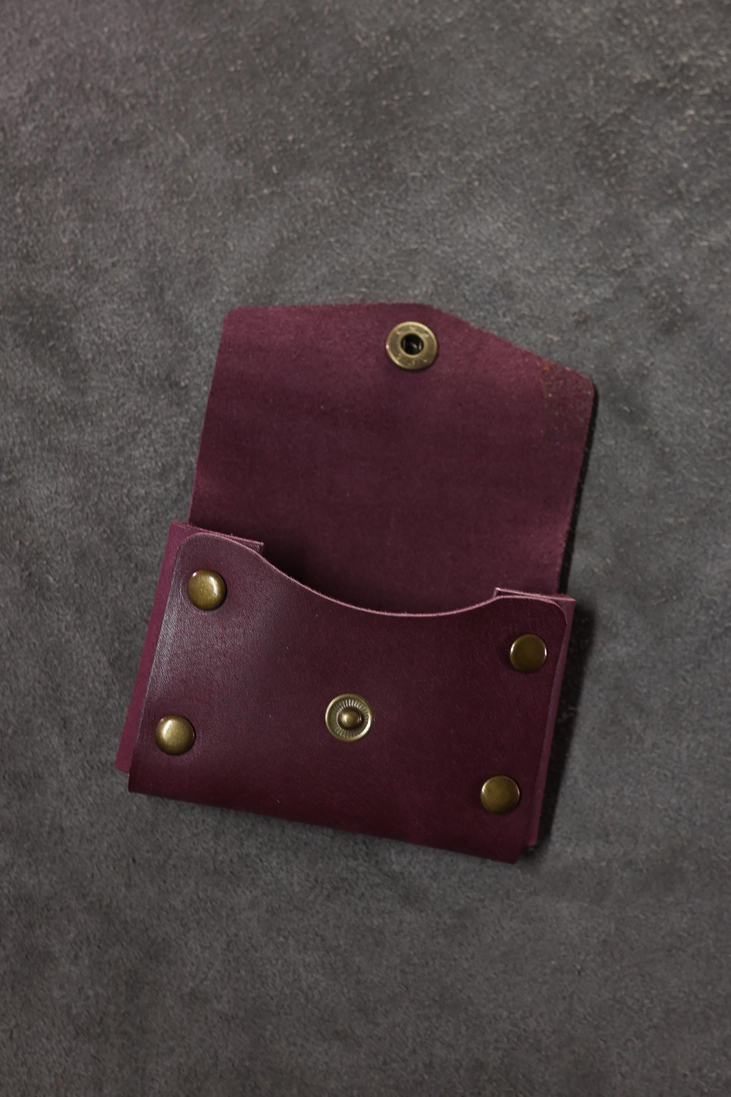 Minimal Kartlık Mor