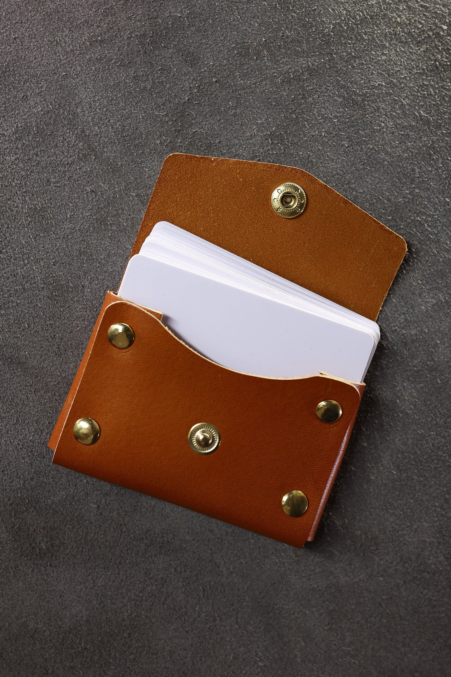 Minimal Kartlık Açık Kahve