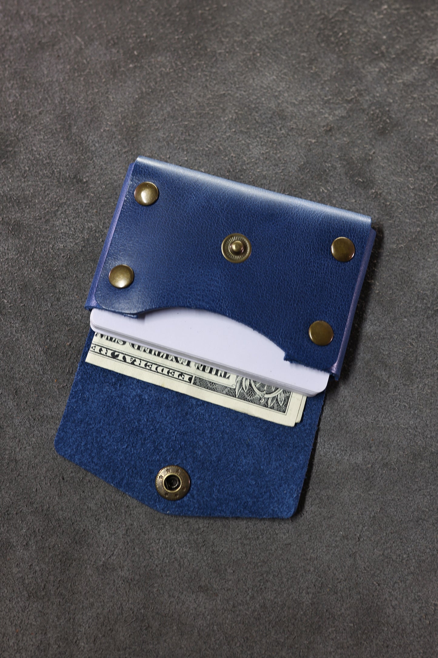 Minimal Kartlık Mavi