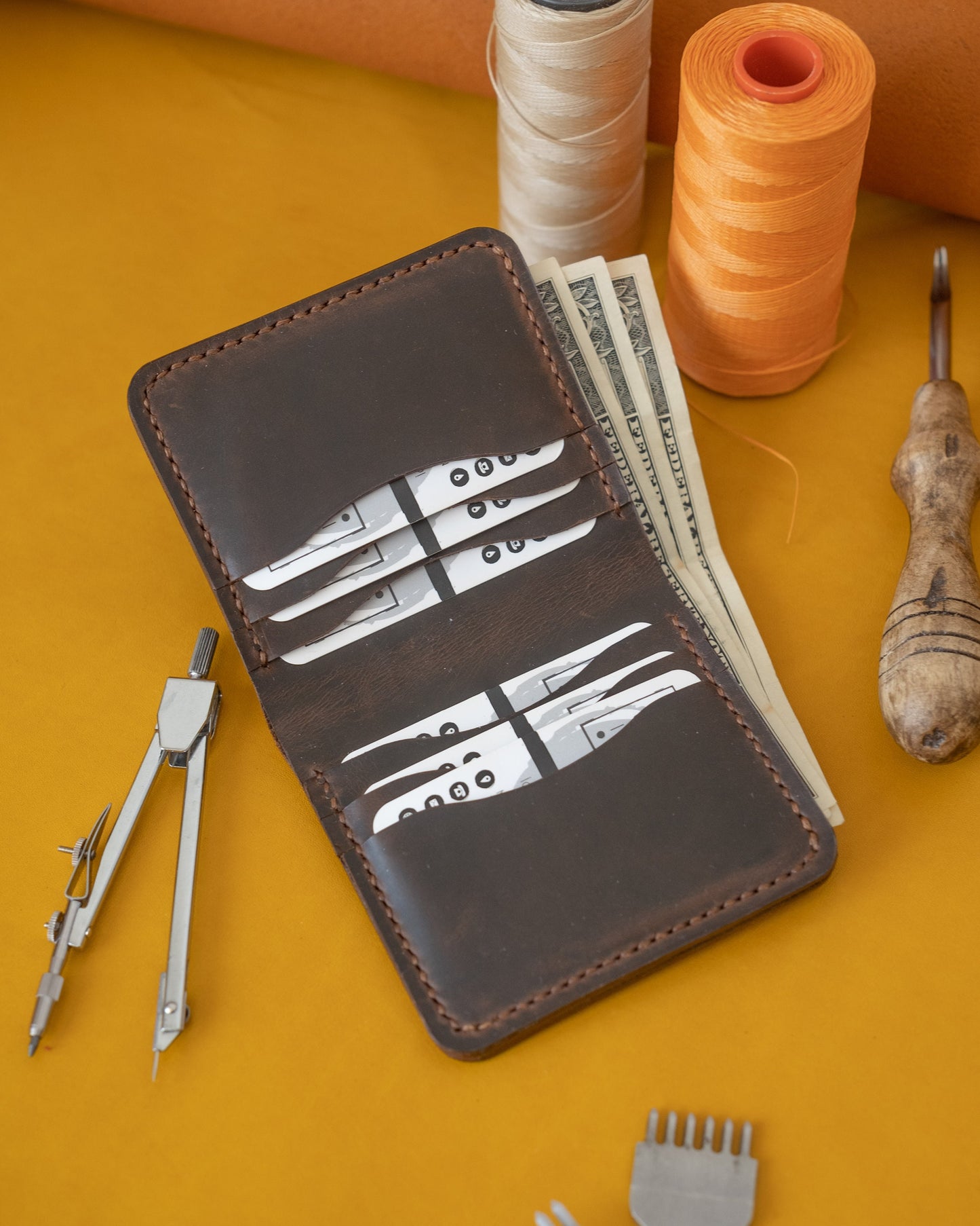 Klasik Kahverengi Erkek Cüzdanı