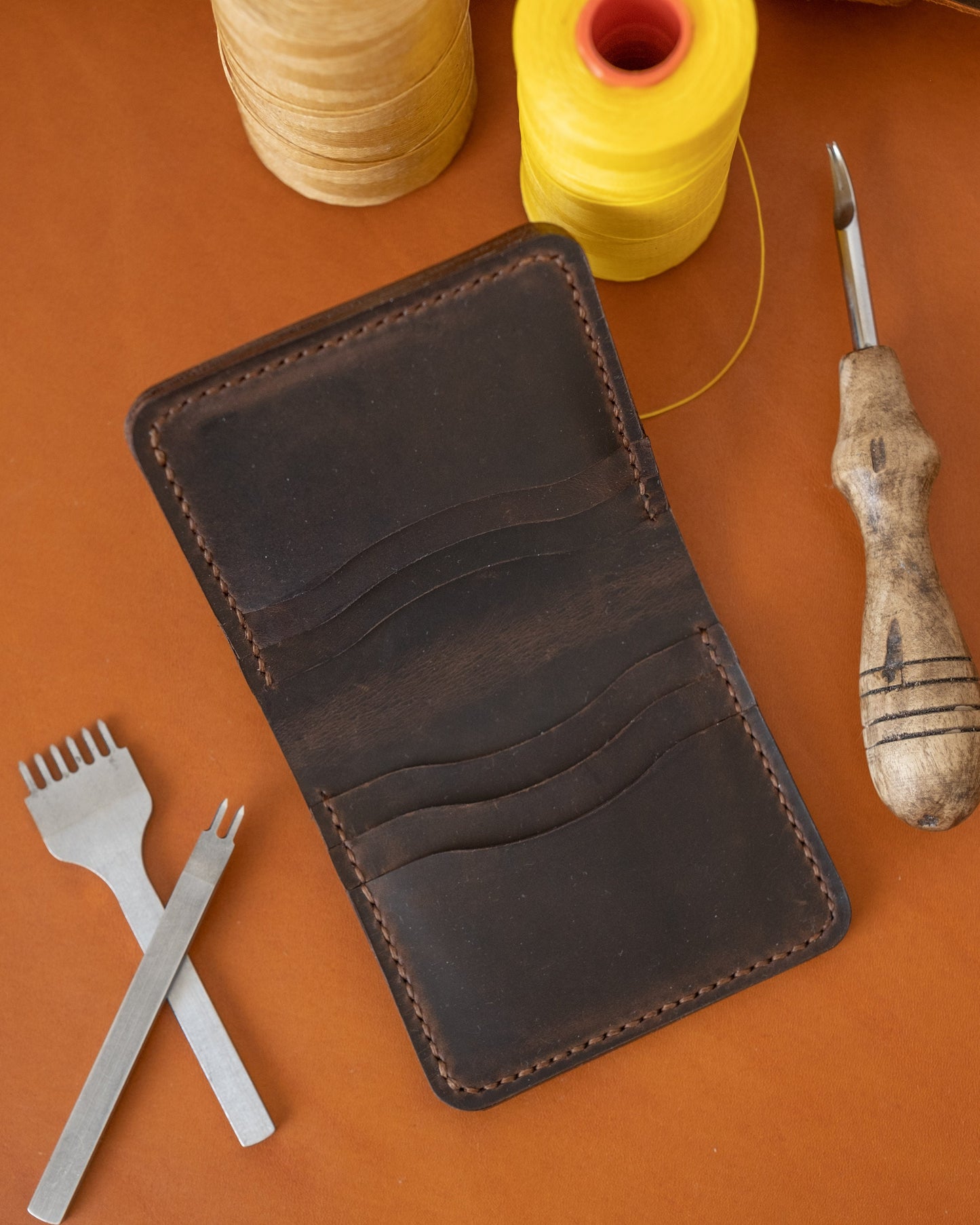 Klasik Kahverengi Erkek Cüzdanı